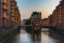 Speicherstadt Hamburg Fleetschlösschen by Klaus Tetzner