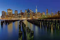 Abend am East River by Borg Enders