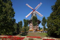 Bremen : Wallmühle in den Wallanlagen by Torsten Krüger