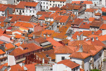 Coimbra : Altstadt mitDächern by Torsten Krüger
