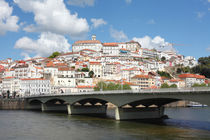 Coimbra : Altstadt mit Universität und Fluss Mondego by Torsten Krüger