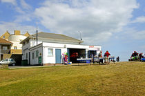 Freshwater Bay Lifeboat Station von Rod Johnson