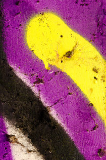 Detail of a graffiti as wallpaper, texture von Christian Zirsky