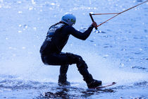 Wakeboarding in blue 12 von Marc Heiligenstein