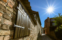 Gasse in Röbel (Müritz) by Dennis Südkamp