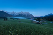 Abendstimmung im Karwendel by Thomas Fejeregyhazy