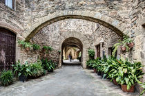 Carrer dels Arcs (Monells, Catalonia) von Marc Garrido Clotet