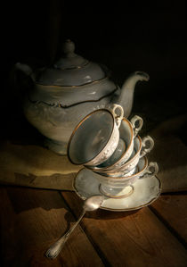 Still life with teapot and teacups by Jarek Blaminsky