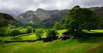  Rain clouds over the Langdale Pikes von chris-drabble