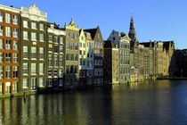 Grachtenhäuser in Amsterdam im Sonnenlicht von Patrick Lohmüller