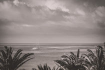 Lonely sailing boat - Einsames Segelboot von Silvia Eder