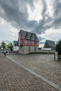 Dunkle Wolken überm Bischofssitz 32 von Erhard Hess