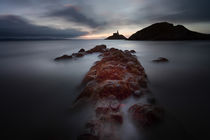 Mumbles lighthouse at daybreak by Leighton Collins