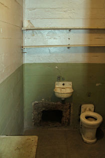Alcatraz Island -  washroom von Chris Berger