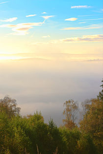 Herbstmorgen über dem Nebel by Bernhard Kaiser