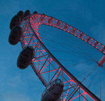 The London Eye at night by Leighton Collins