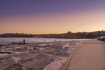 Sunset in Clovelly Beach by Ratna Sutara