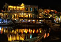 Hoi An by night von Bruno Schmidiger