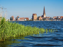 Blick über die Warnow auf die Hansestadt Rostock by Rico Ködder