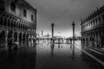 Venedig im Winter #4 von Colin Utz