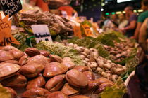 Mussels and seafood at La Boqueria in Barcelona by stephiii