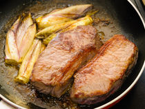 Beef Tenderloins with Endives von maxal-tamor