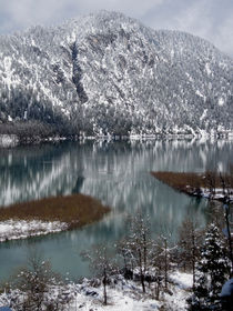 Bergsee im Winter by Karlheinz Milde