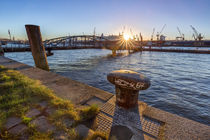 Hafenpoller im Hafen von photobiahamburg