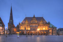 Altes Rathaus mit Liebfrauenkirche bei Abenddämmerung, Bremen by Torsten Krüger