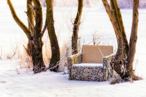 Old armchair on the snow von maxal-tamor
