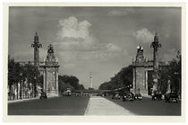 Berlin, Ost-West-Achse mit Charlottenburger Tor / Fotopostkarte, um 1939 von klassik art