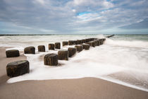 Buhnen an der Küste der Ostsee von Rico Ködder