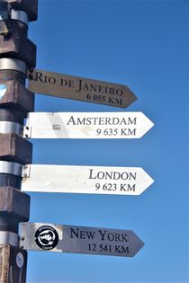 Wegweiser am Leuchturm bei Cape Point, Südafrika von assy