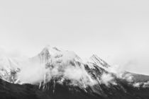 MOUNTAIN by nordik