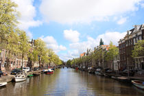 Gracht in Amsterdam by Verena Geyer