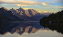 Reflections of the Five Sisters of Kintail von chris-drabble
