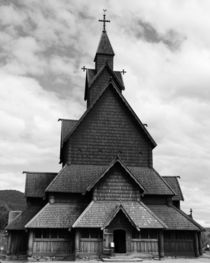 Heddal Stabkirche by haike-hikes