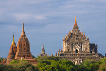 Ancient temples and pagodas, Bagan, Mandalay Region, Myanmar von Danita Delimont