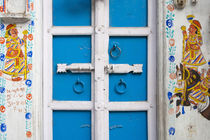 House painted blue, Udaipur, Rajasthan, India von Danita Delimont