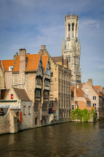 Belfry of Bruges towers over the buildings at the junction o... von Danita Delimont