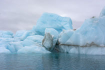 Svalbard. Nordaustlandet Island. Brasvelbreen. Turquoise ice... von Danita Delimont