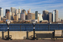 USA, New York, New York City, lower Manhattan skyline from J... von Danita Delimont