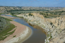 River bend in the Roosevelt National Park, North Dakota, USA von Danita Delimont