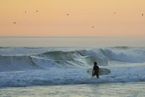 Surfing Hossegor by Manou Rabe