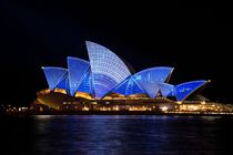 Sydney opera house vivid light show by past-presence-art