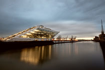 Dockland von Britta Hilpert