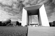 Grande Arche La Défense Paris by Patrick Lohmüller