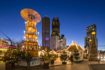 Weihnachtsmarkt Breitscheidplatz Berlin  von travelstock44