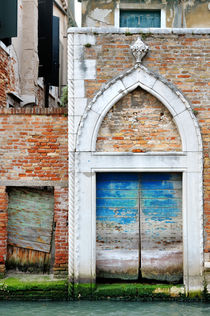 Venice. Italy by Tania Lerro