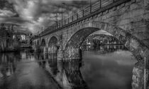 Rail Bridge in black and white von Nuno Borges